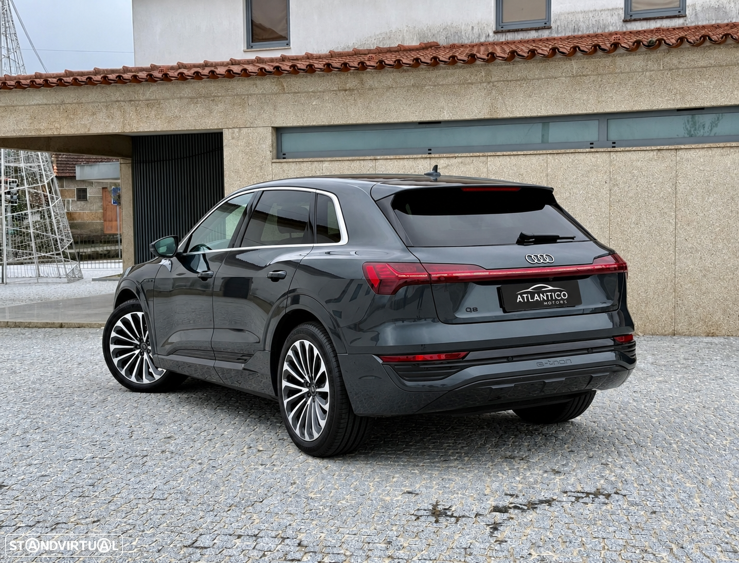 Fotografia 7 do Audi Q8 e-Tron 55